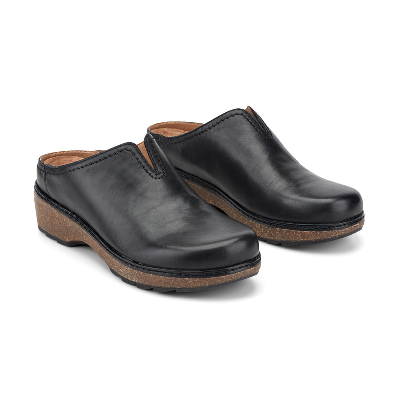 Kolia Round Toe Slip-on Casual Clogs