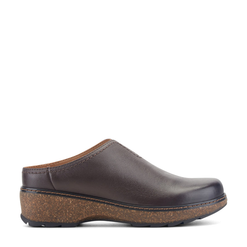 Kolia Round Toe Slip-on Casual Clogs