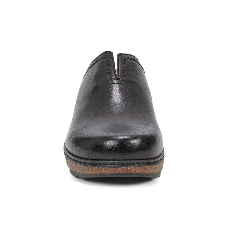 Kolia Round Toe Slip-on Casual Clogs
