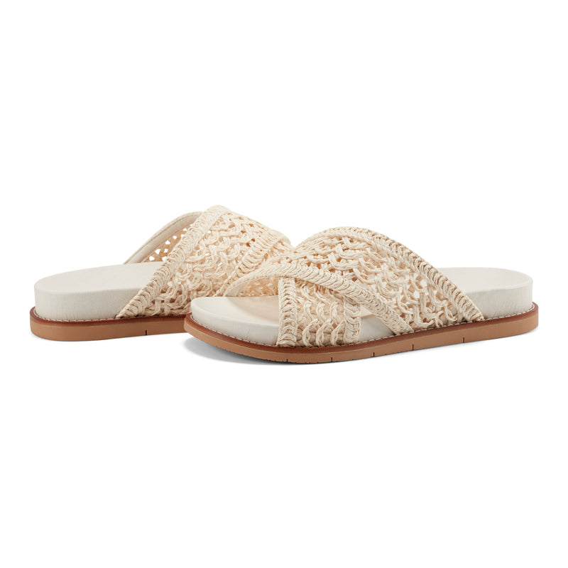 Flurry Round Toe Slip-on Flat Casual Sandals