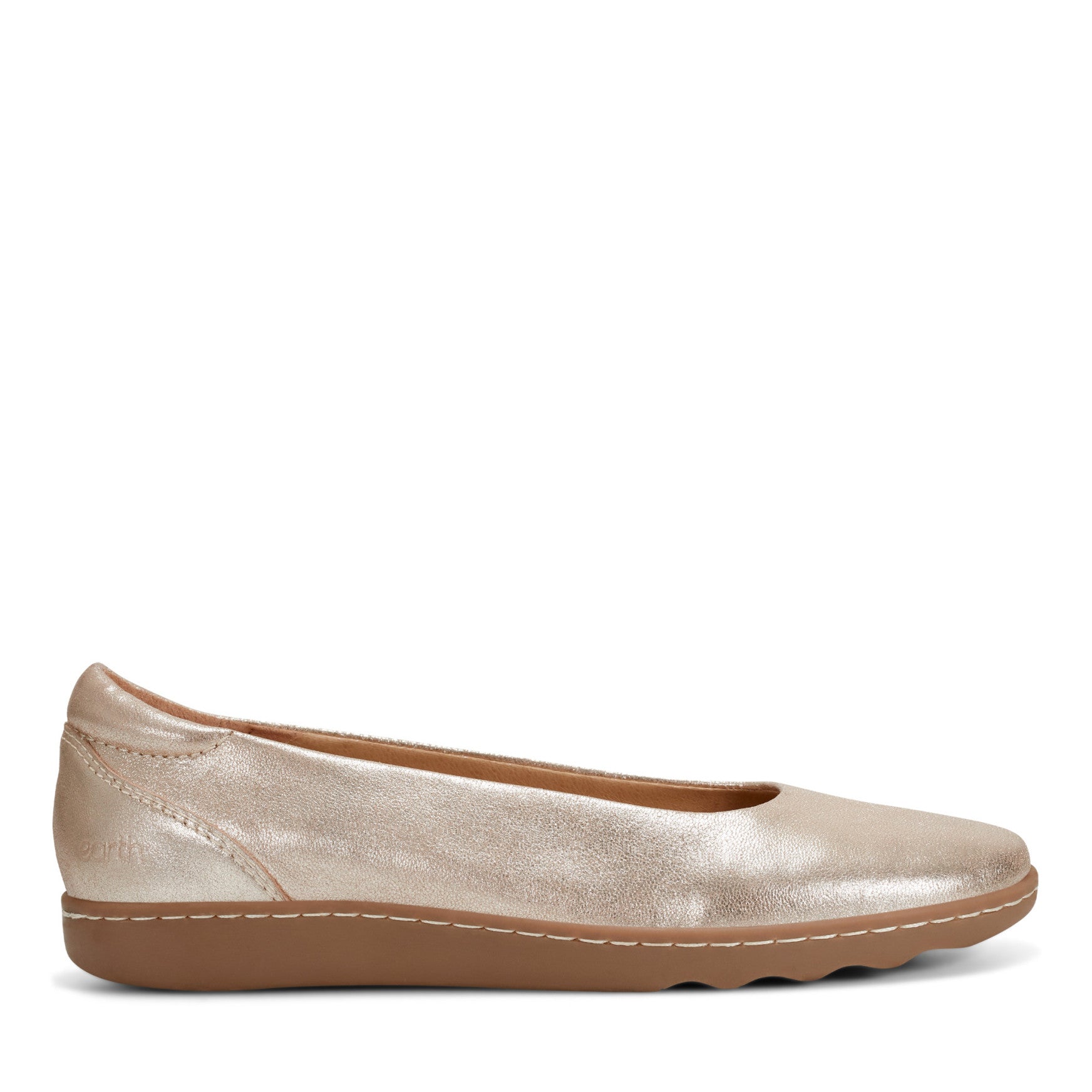 Landen Round Toe Casual Flats