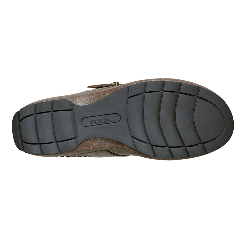 Kay Round Toe Slip-on Casual Clogs