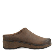 Kolia Round Toe Slip-on Casual Clogs