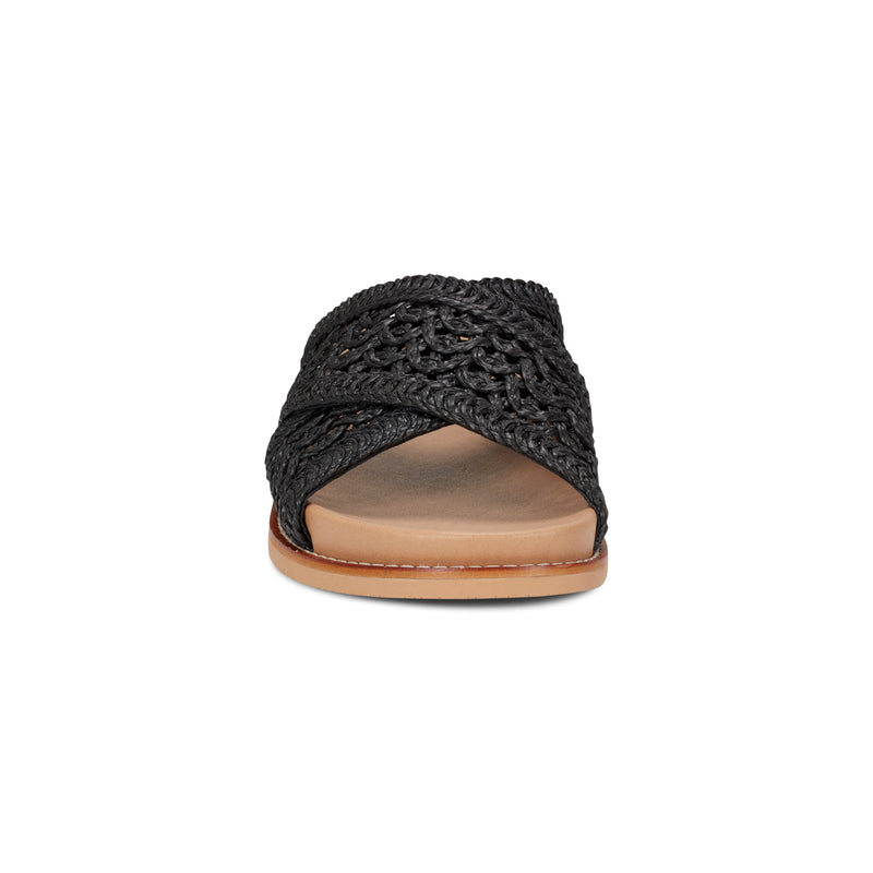 Flurry Round Toe Slip-on Flat Casual Sandals